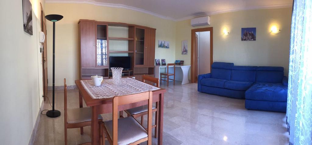 Altamira 2000 By Gabriella Appartement Rome Buitenkant foto